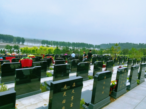 沈阳龙生墓园