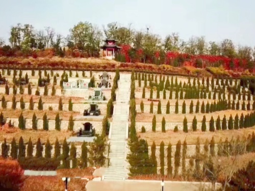 沈阳龙生墓园龙脉天成