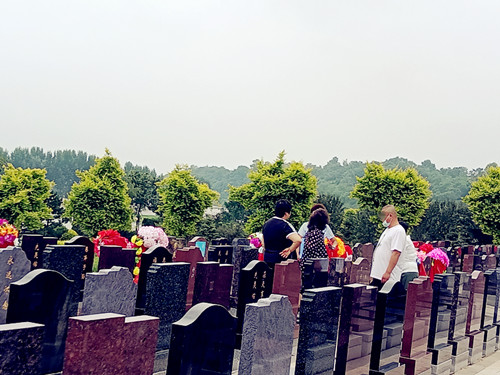 沈阳龙生墓园