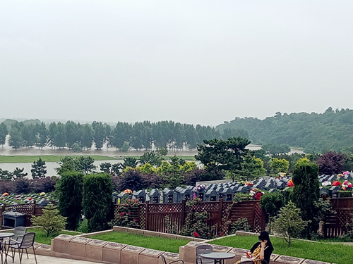 沈阳龙生墓园