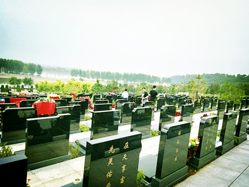 沈阳龙生墓园